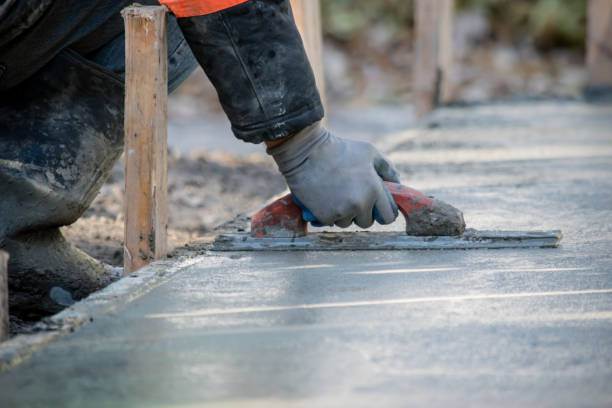 Best Affordable Concrete Contractor  in Bolivar, MO